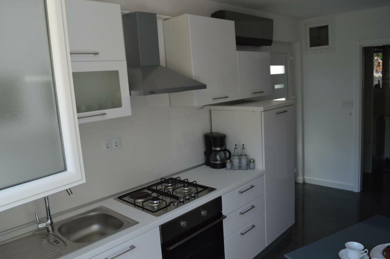 Apartman Talija Kali Exteriör bild